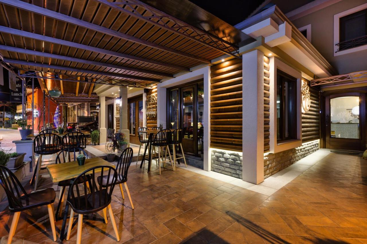 Albero Hotel ぺラマ エクステリア 写真