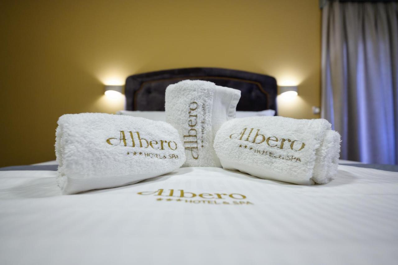 Albero Hotel ぺラマ エクステリア 写真
