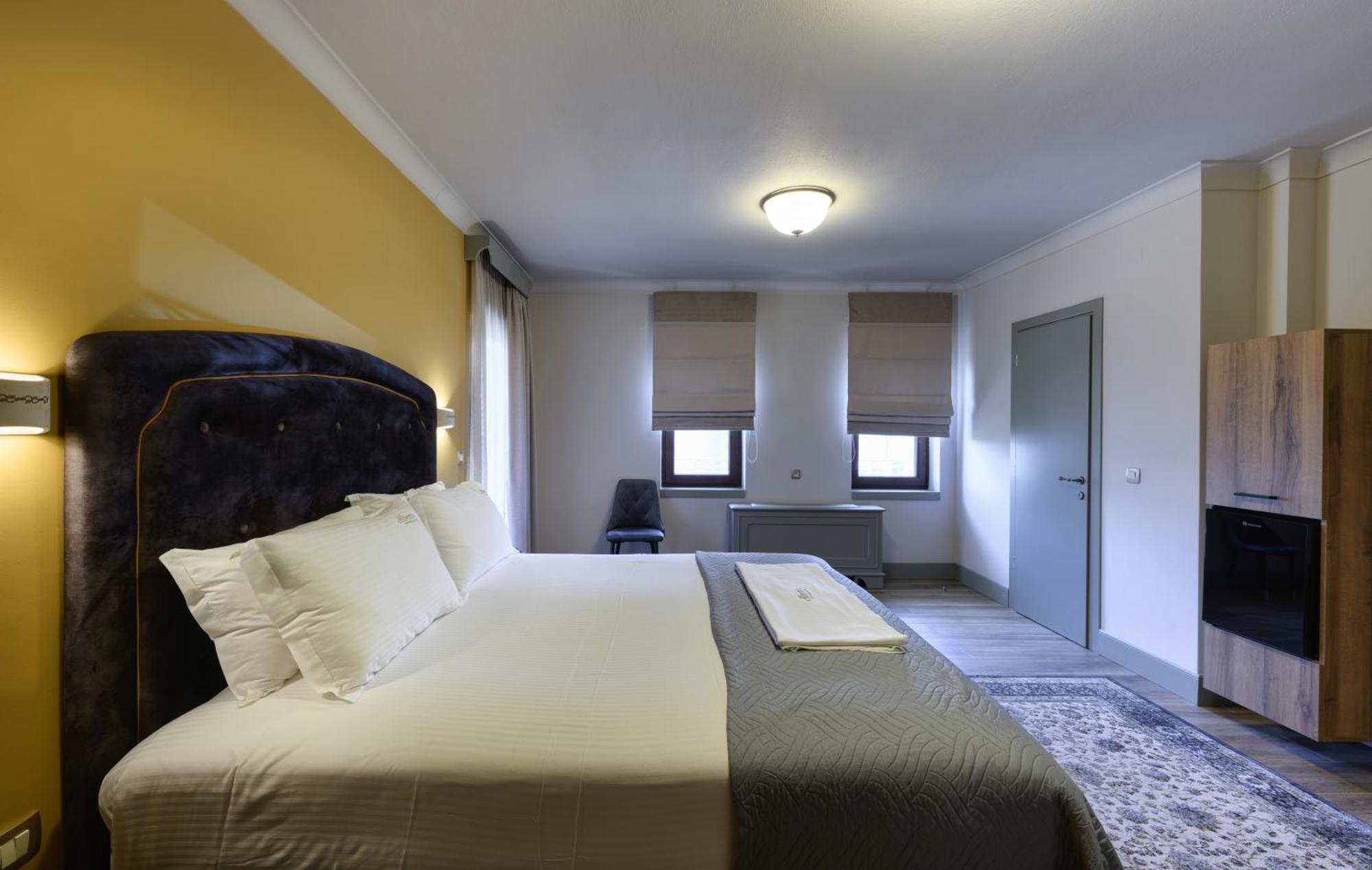Albero Hotel ぺラマ エクステリア 写真